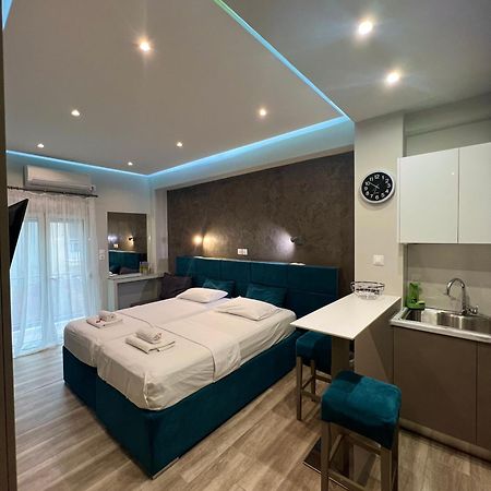Emerald Lux Apartment Athén Kültér fotó