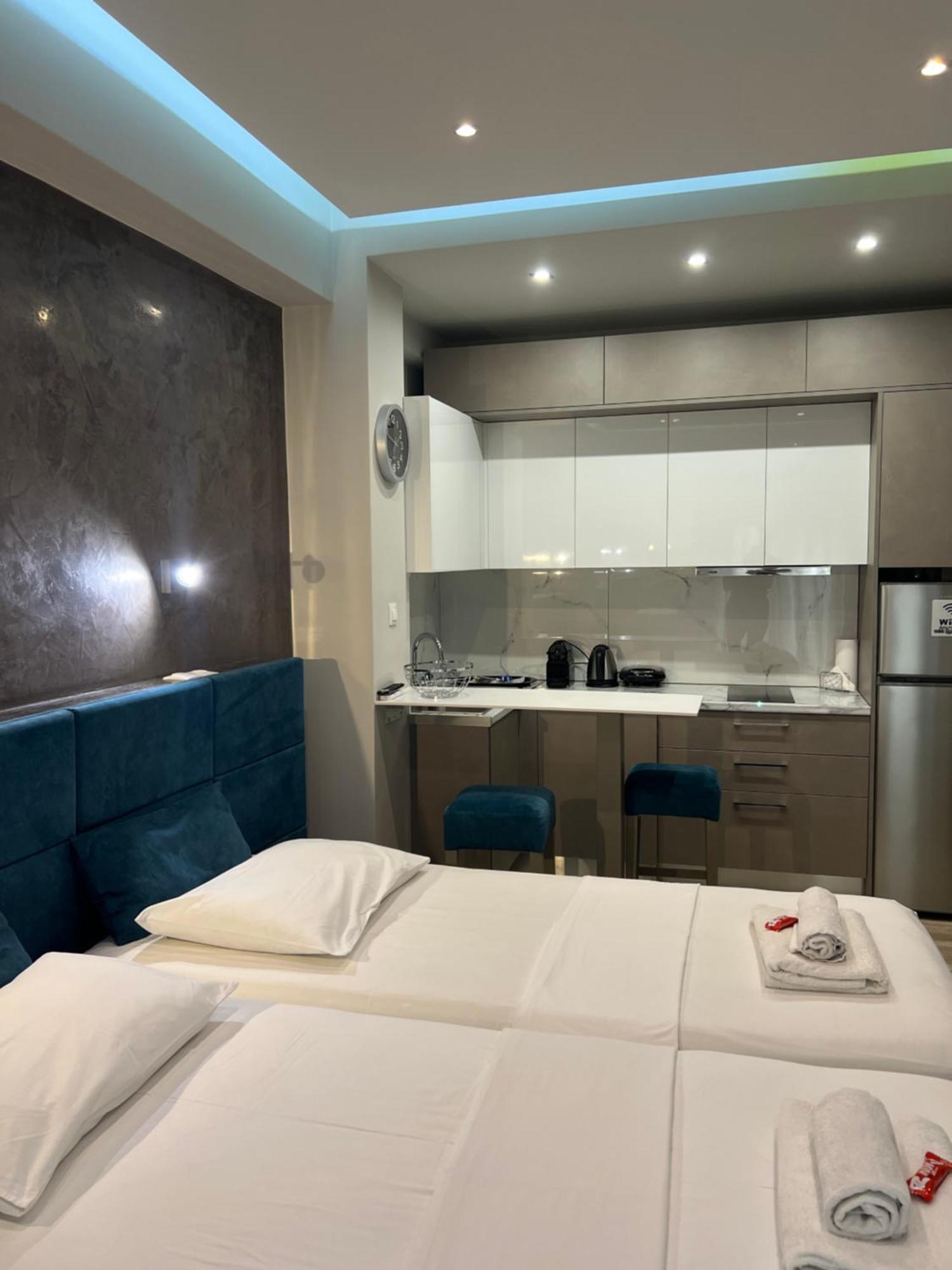 Emerald Lux Apartment Athén Kültér fotó