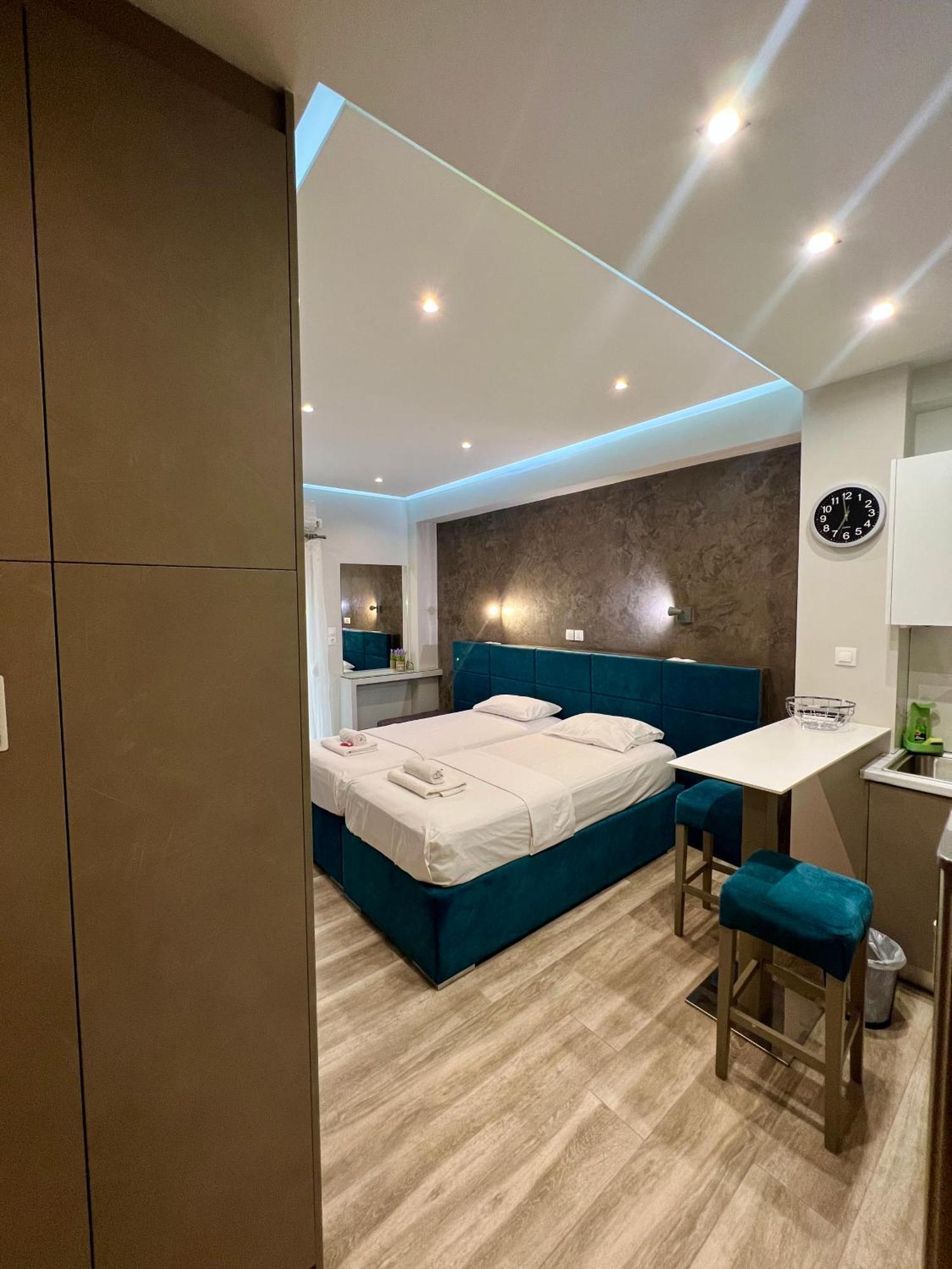 Emerald Lux Apartment Athén Kültér fotó