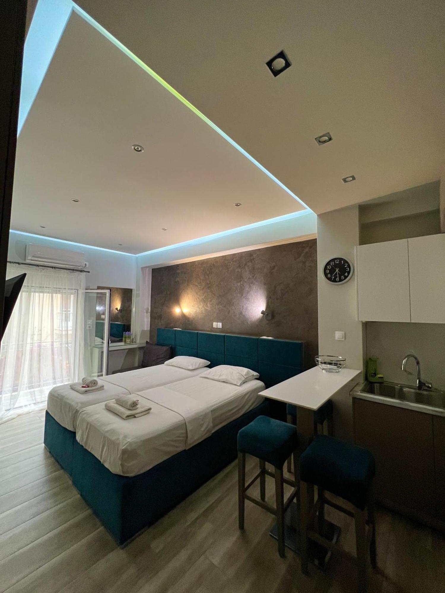 Emerald Lux Apartment Athén Kültér fotó