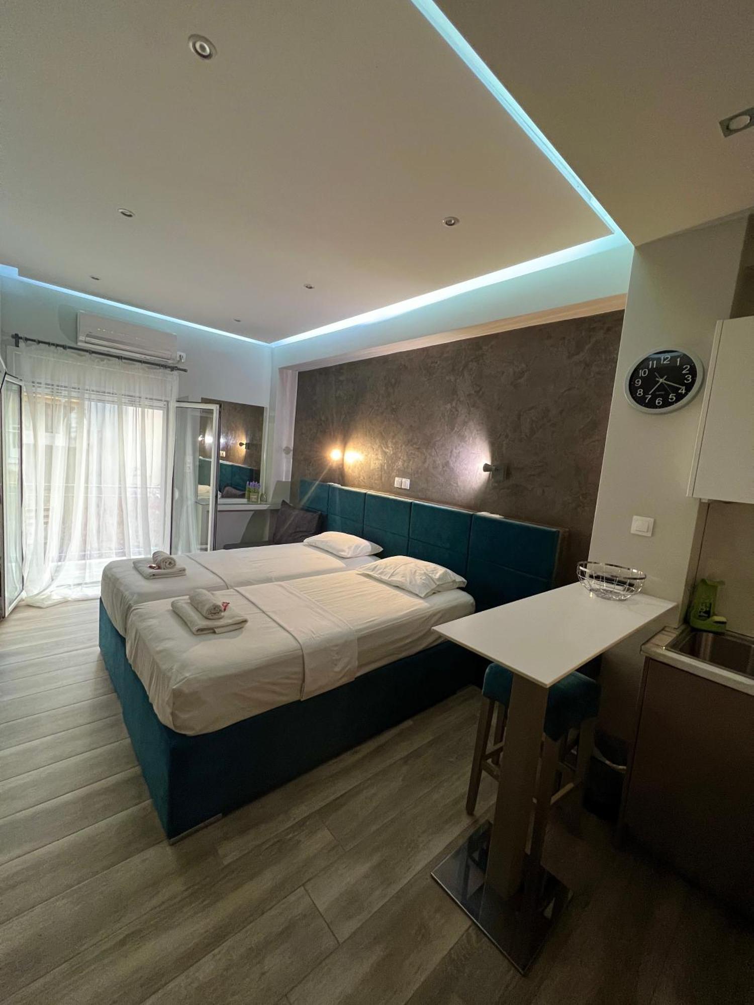 Emerald Lux Apartment Athén Kültér fotó